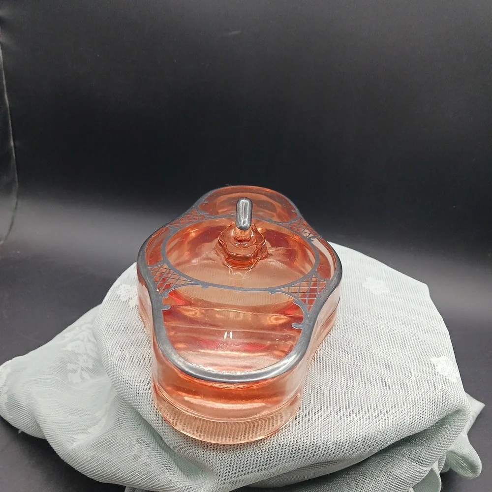 Cambridge Pink Depression Glass Vanity Holder Dresser Compact Silver Overlay lid